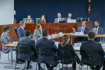 Fraude do INSS: MPF defende que eventual acordo deve assegurar ressarcimento rápido e integral a pessoas lesadas