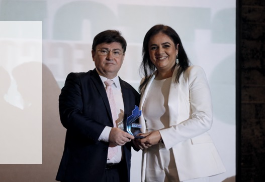 Syulla Medeiros recebe Prêmio Nacional Justiça em Foco