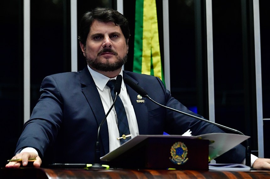 PEC propõe tornar imprescritível o crime de tráfico de pessoas