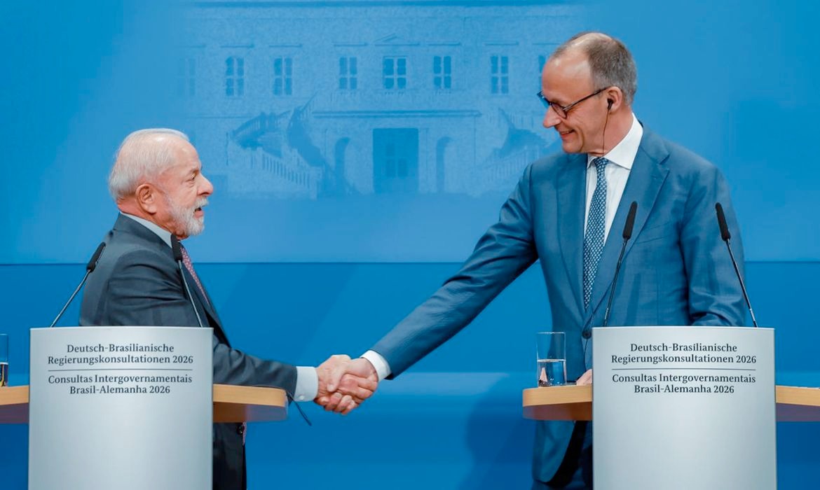 Brasil e Alemanha firmam acordo sobre minerais críticos e terras raras