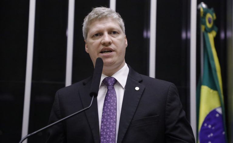 Marcel van Hattem aciona PGR após ministro das Relações Exteriores faltar audiência